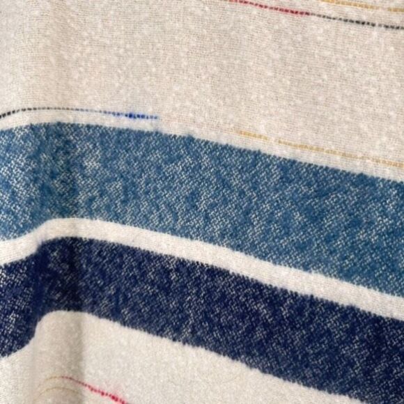 Do Everything In Love Women Striped Fringe Sweater Blue Cream Large Southwestern - Picture 9 of 10